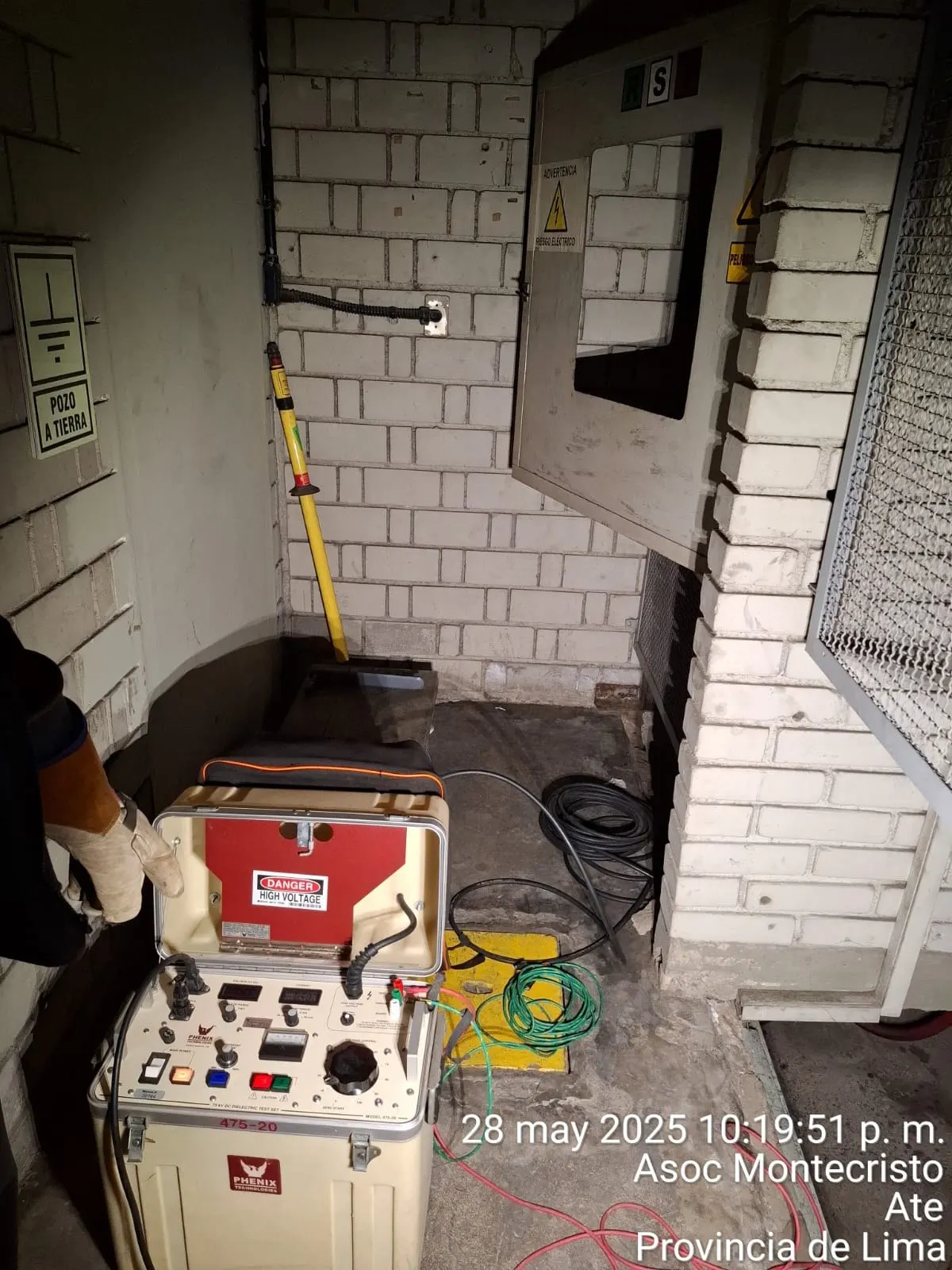Tablero y grupo electrógeno de respaldo durante la atención de la emergencia